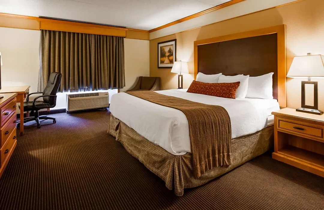 Best Western Plus Sidney Lodge-1