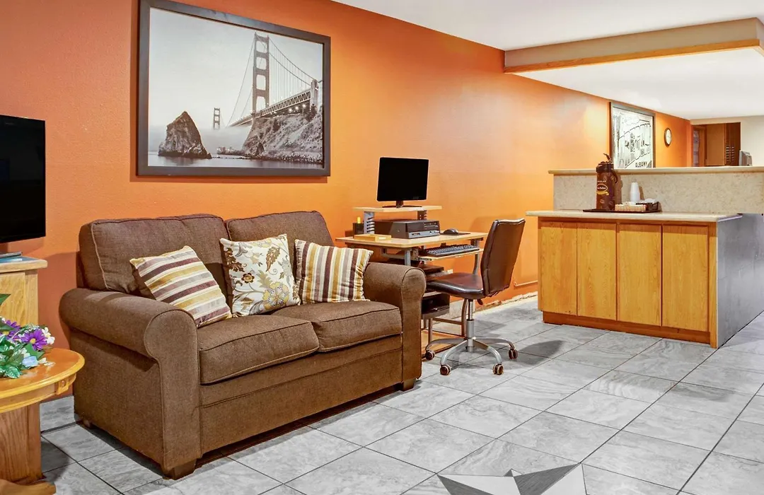 Super 8 By Wyndham Albany Corvallis-1