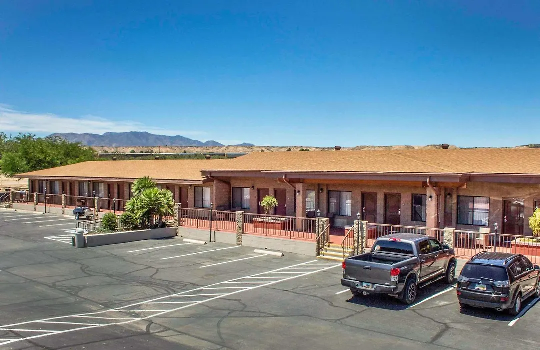Quality Inn Benson I-10 Exit 304-1