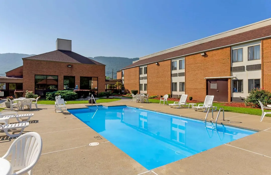 Comfort Inn Bluefield-1