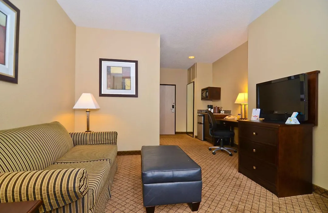 Best Western Macomb Inn-1