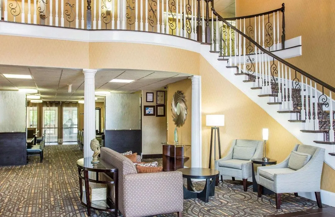 Comfort Inn & Suites At Stone Mountain-1