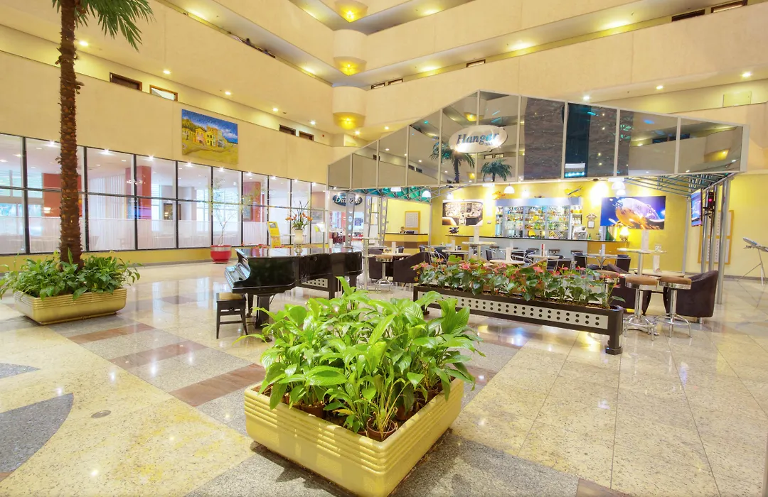 Bristol International Guarulhos-1