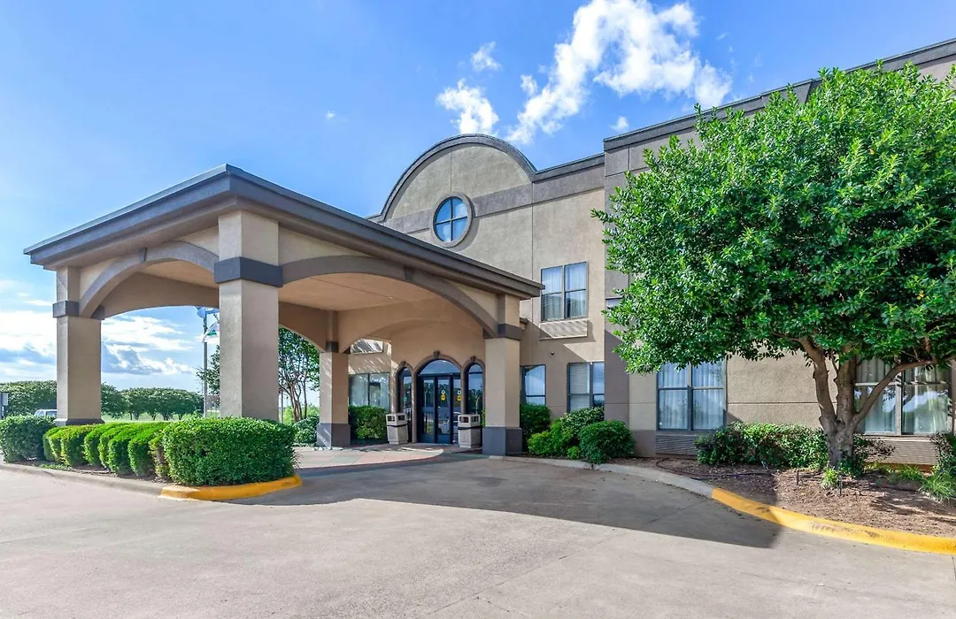 Quality Inn & Suites Durant-1