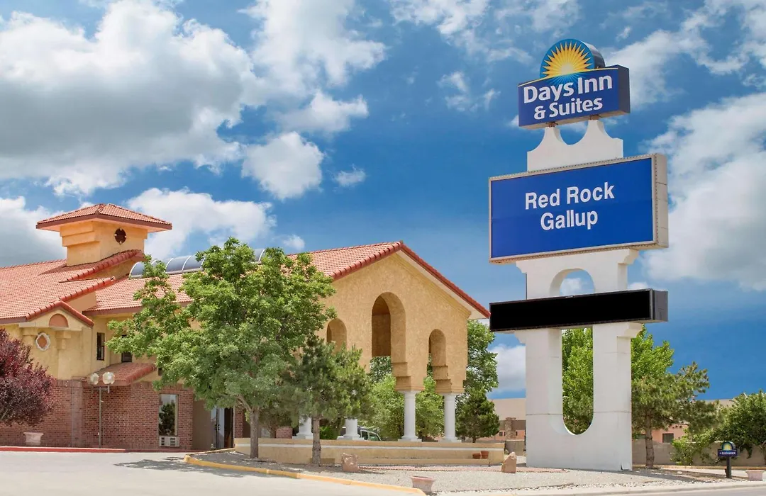 Days Inn & Suites By Wyndham Red Rock-Gallup-1