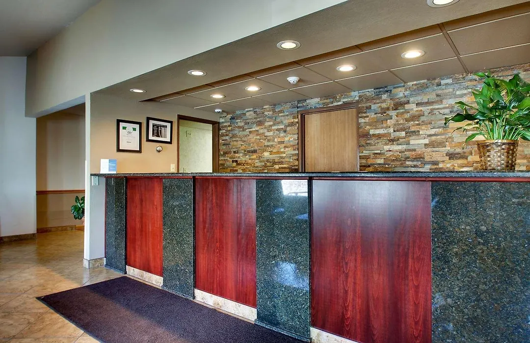 Best Western West Hills Inn-1