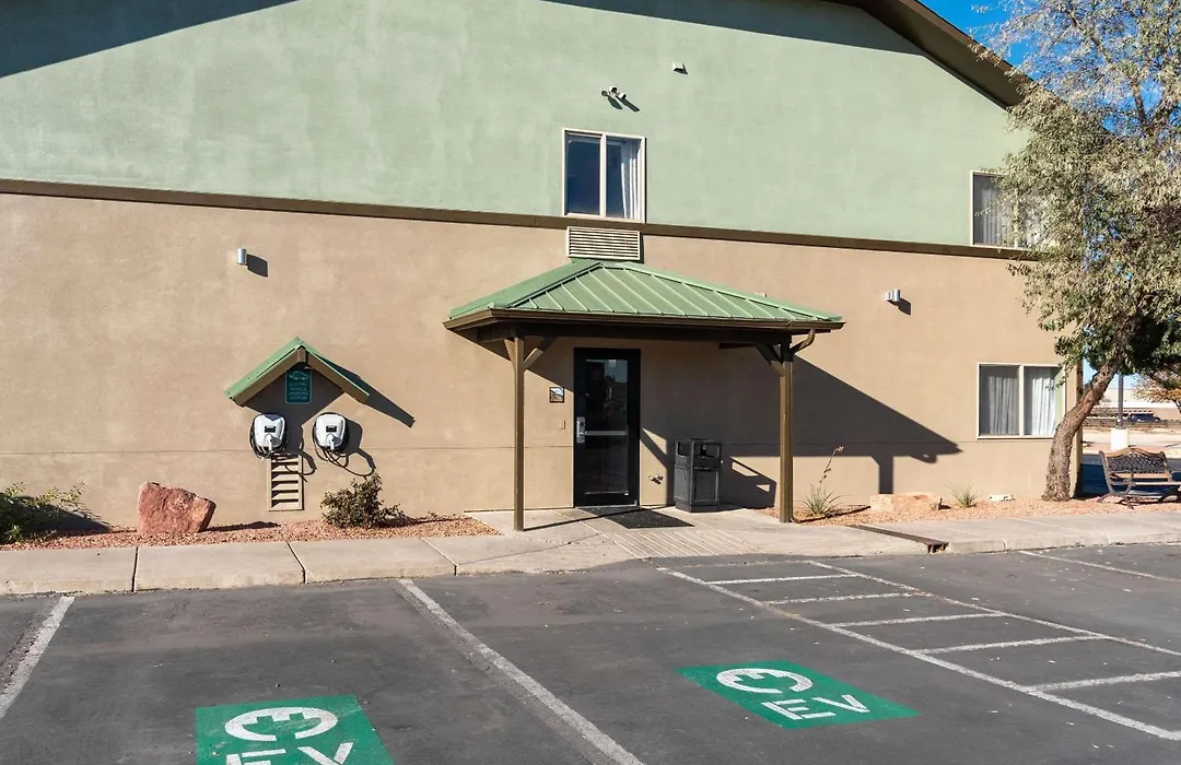 Quality Inn & Suites Pueblo West-1