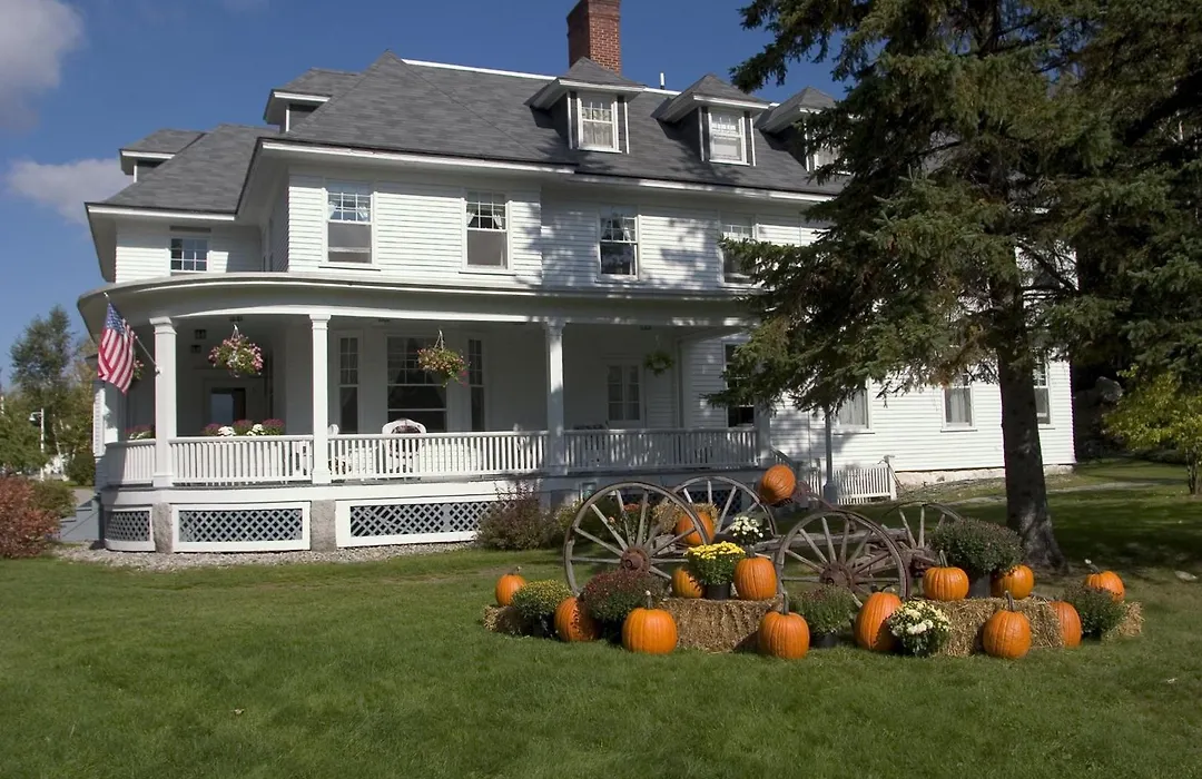 Omni Bretton Arms Inn At Mount Washington Resort-1