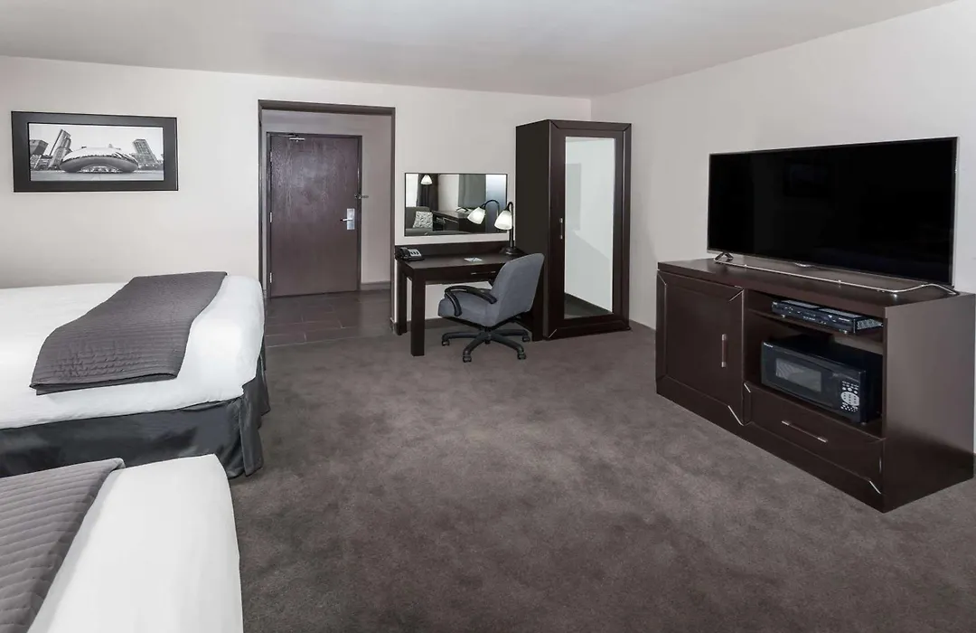 Baymont By Wyndham Glenview-1
