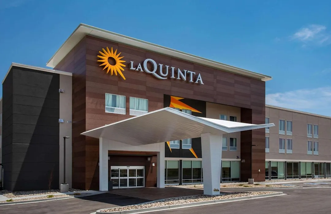 La Quinta Inn & Suites Limon By Wyndham-1