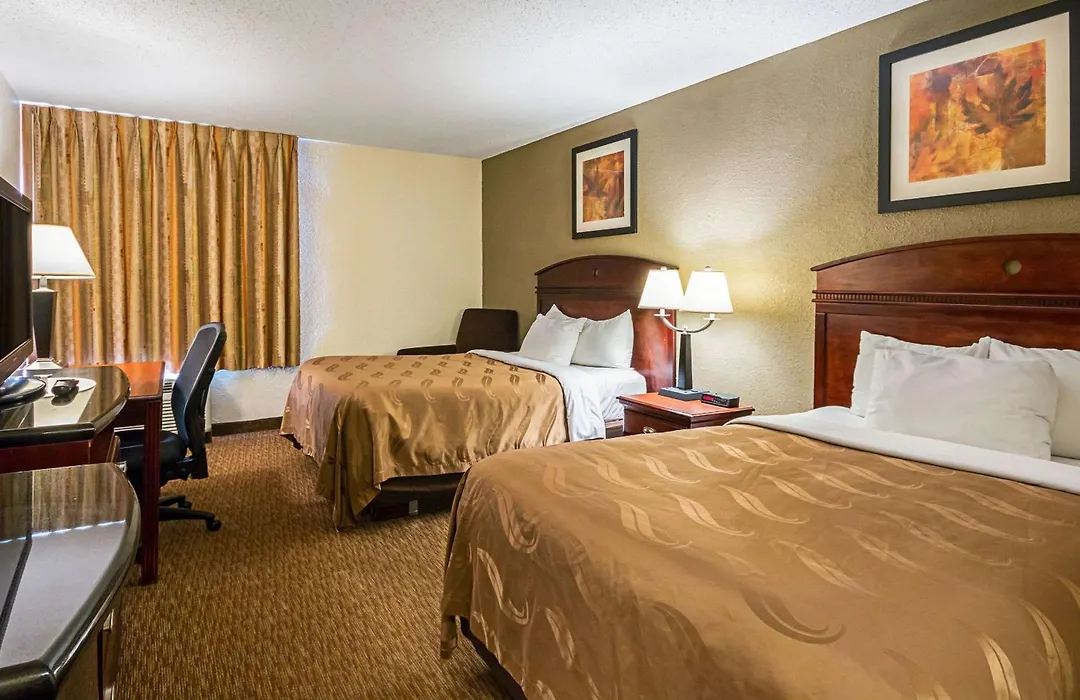 Quality Inn Fairmont-1