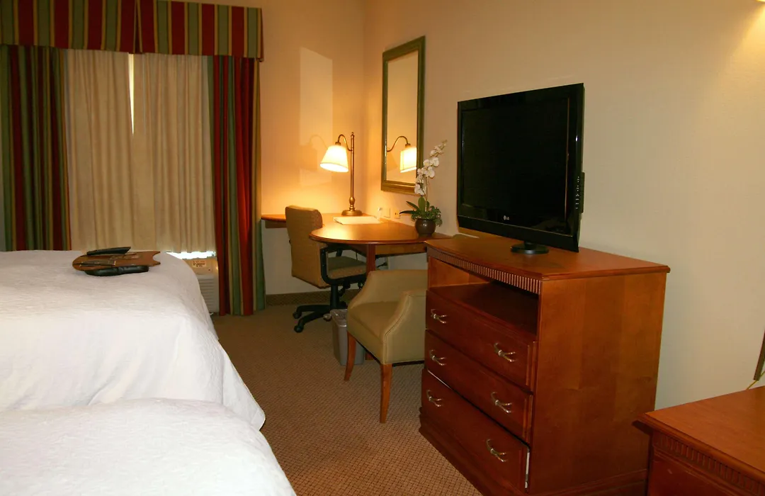 Hampton Inn Greenville-1