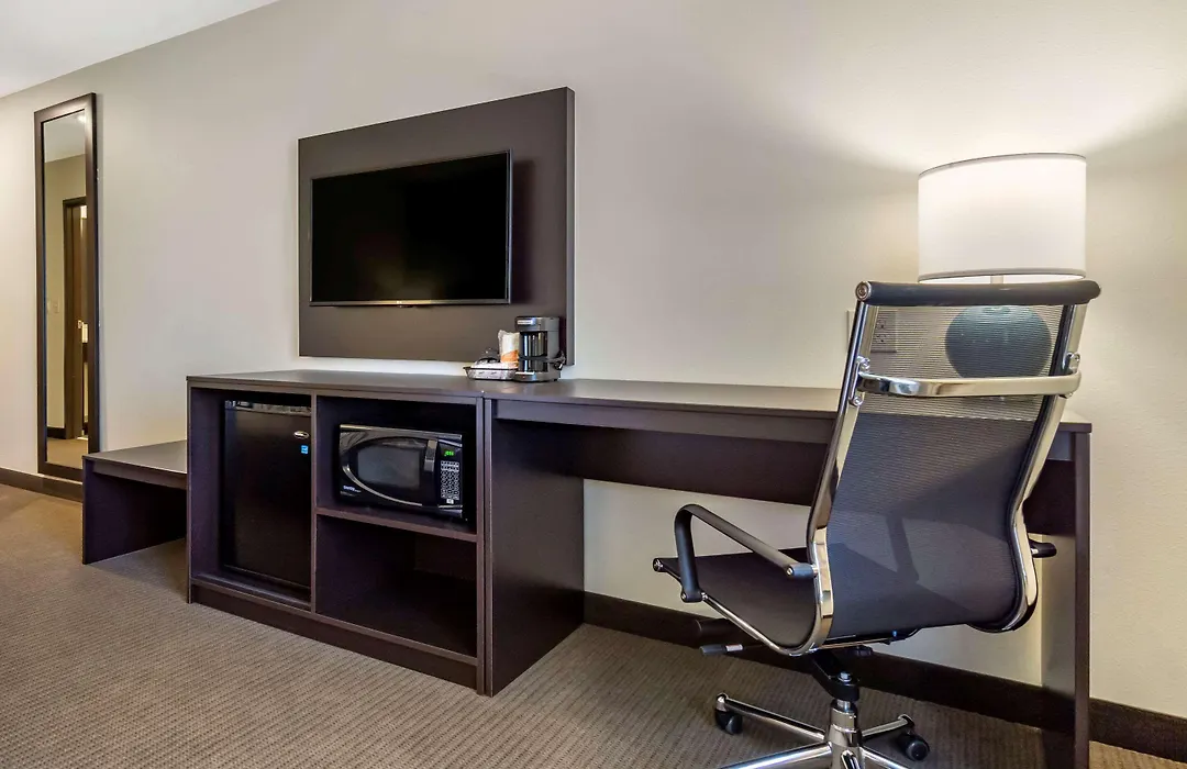 La Quinta Inn & Suites By Wyndham Wenatchee-1