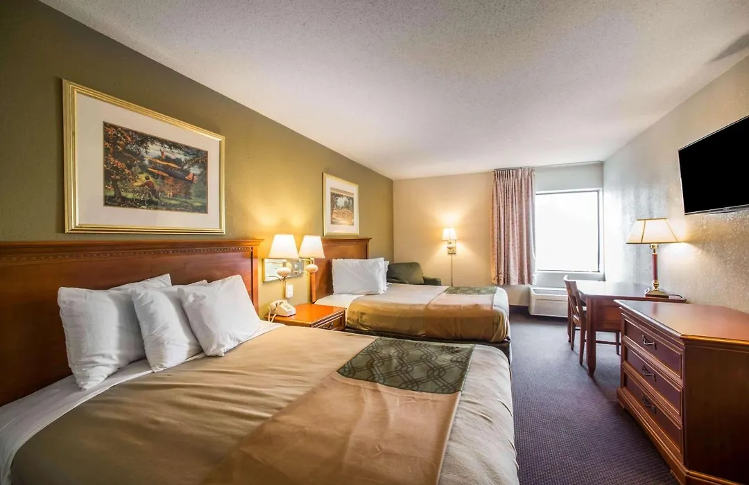 Econo Lodge Marion-1