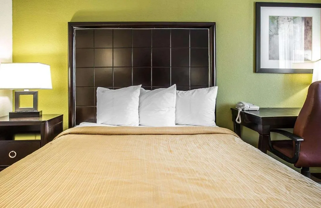 Quality Inn Greenwood Hwy 25-1