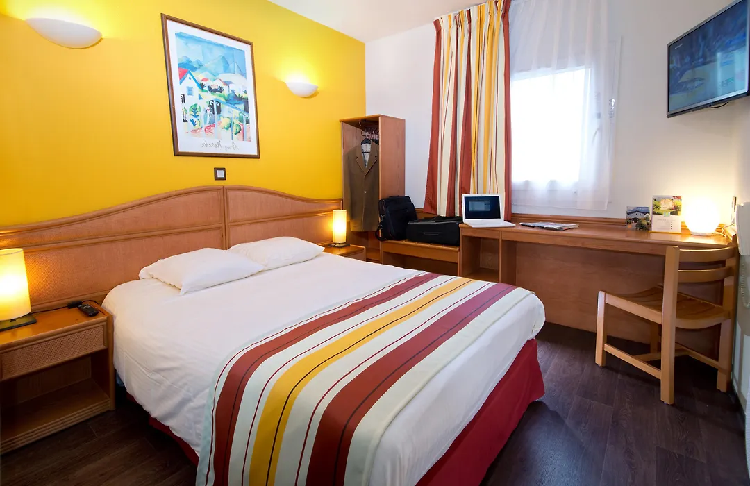 B&B Hotel Mulhouse Sausheim-1