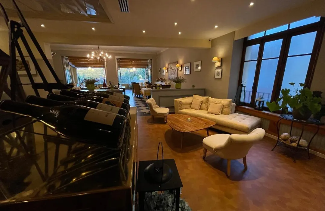 Hotel Berneron-1