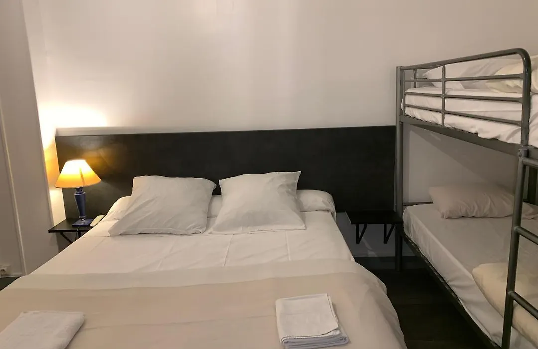 hôtel mondial-1
