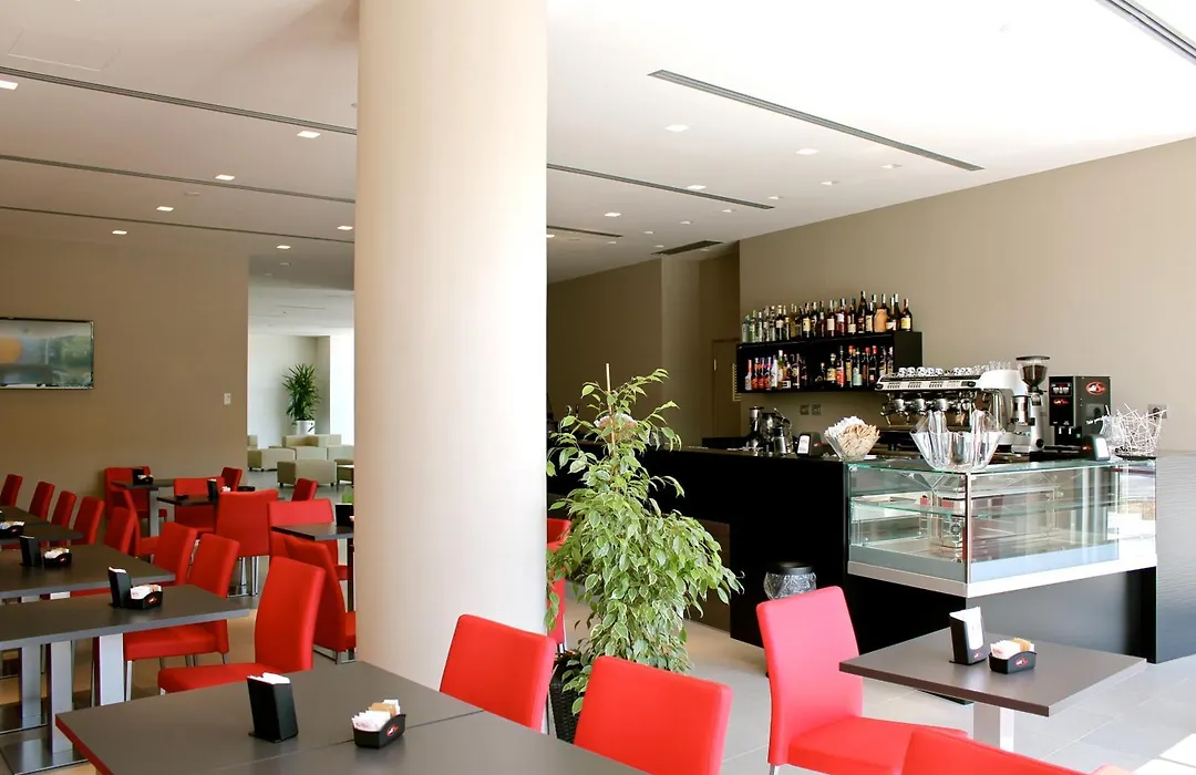 Tag Hotel-1