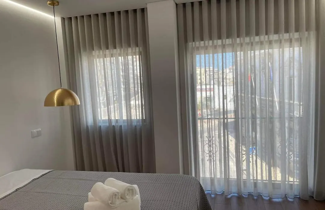 Pontinha Exclusive House-1