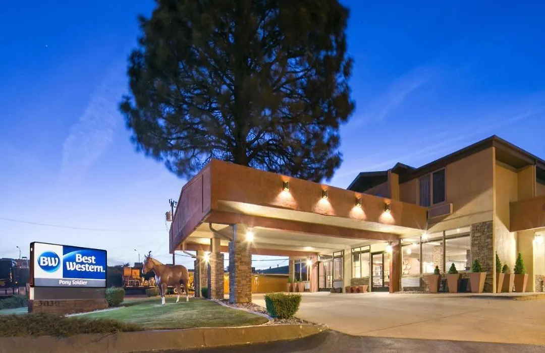 Best Western Pony Soldier Inn & Suites-1