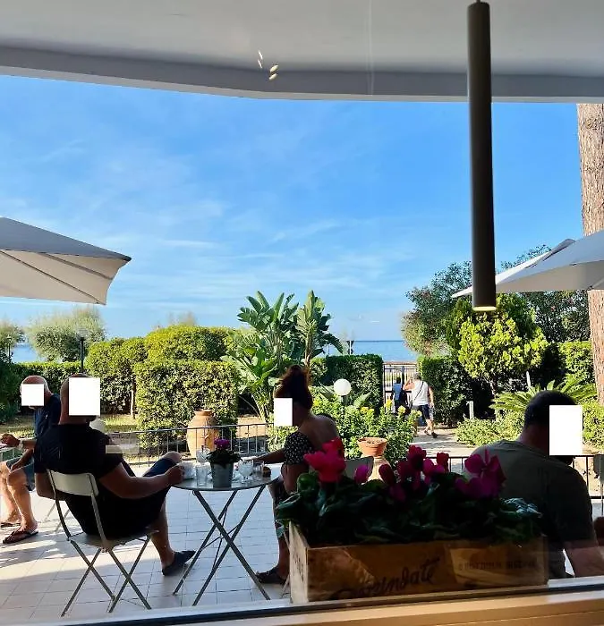 Villa Maria Luxury Suites-1