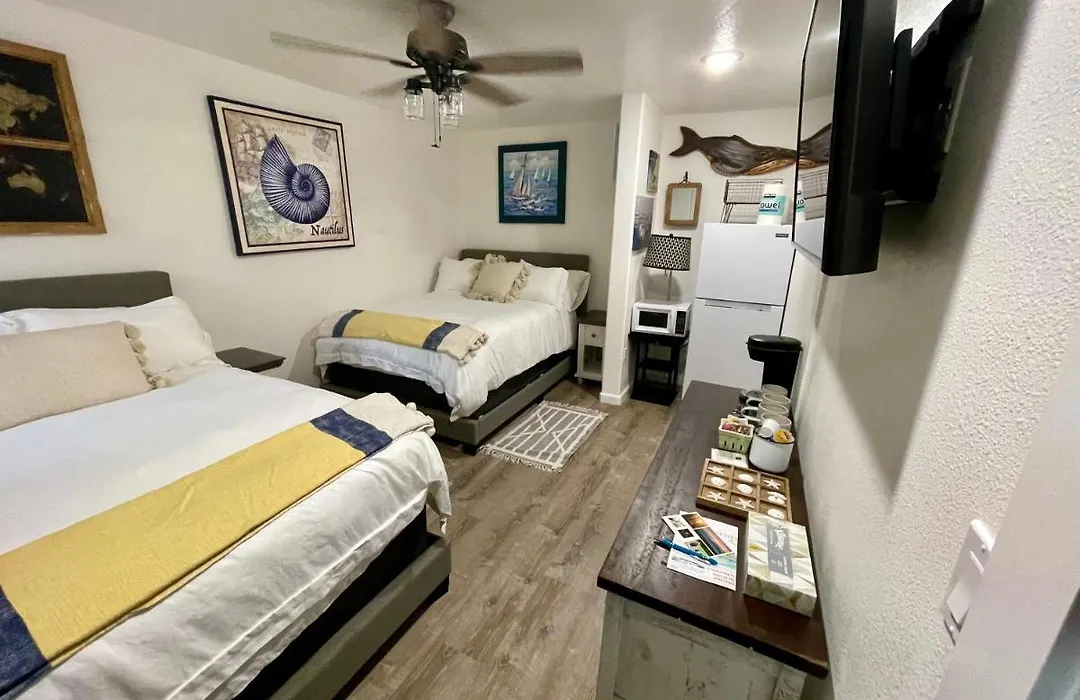 Seafarer Suites-1