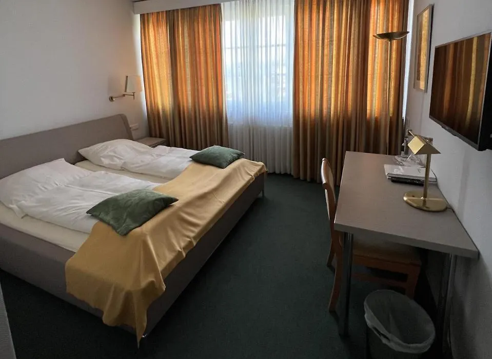Hotel Exquisit-1