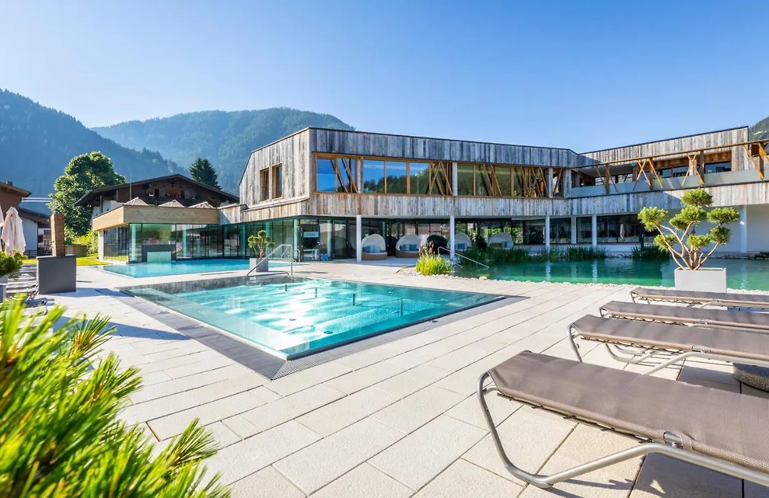 Central - Holiday Resort Flachau-1