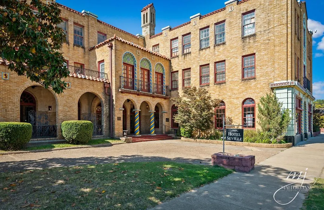 Hotel Seville-1