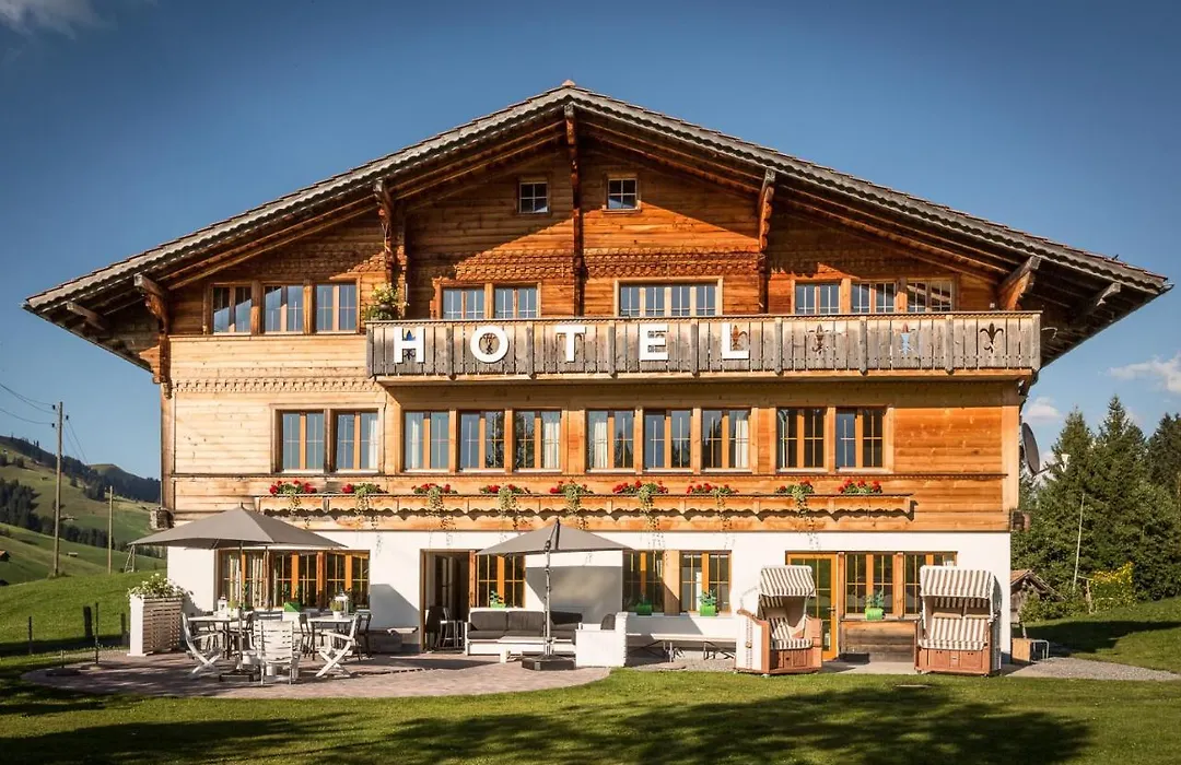 Le Petit Relais-1