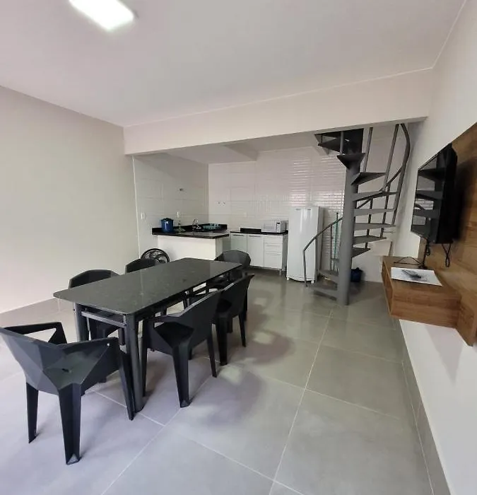 Apartamento confortável para até 6 pessoas, são 10 unidades, Excelente custo benefício-1