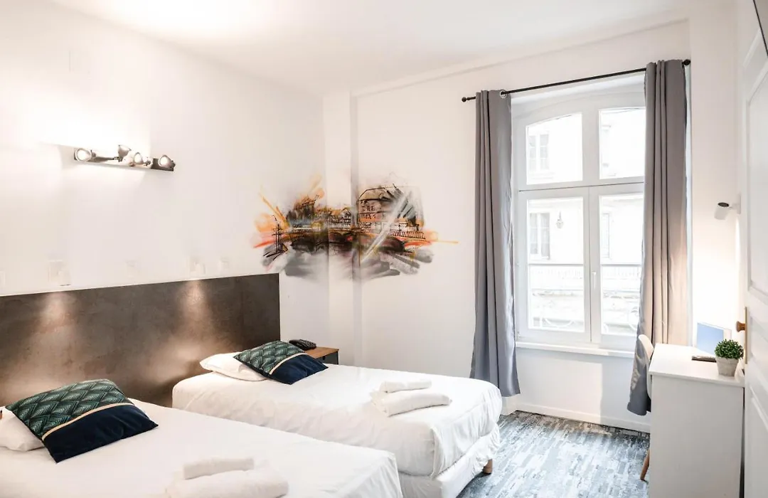 Hotel des Arts-1
