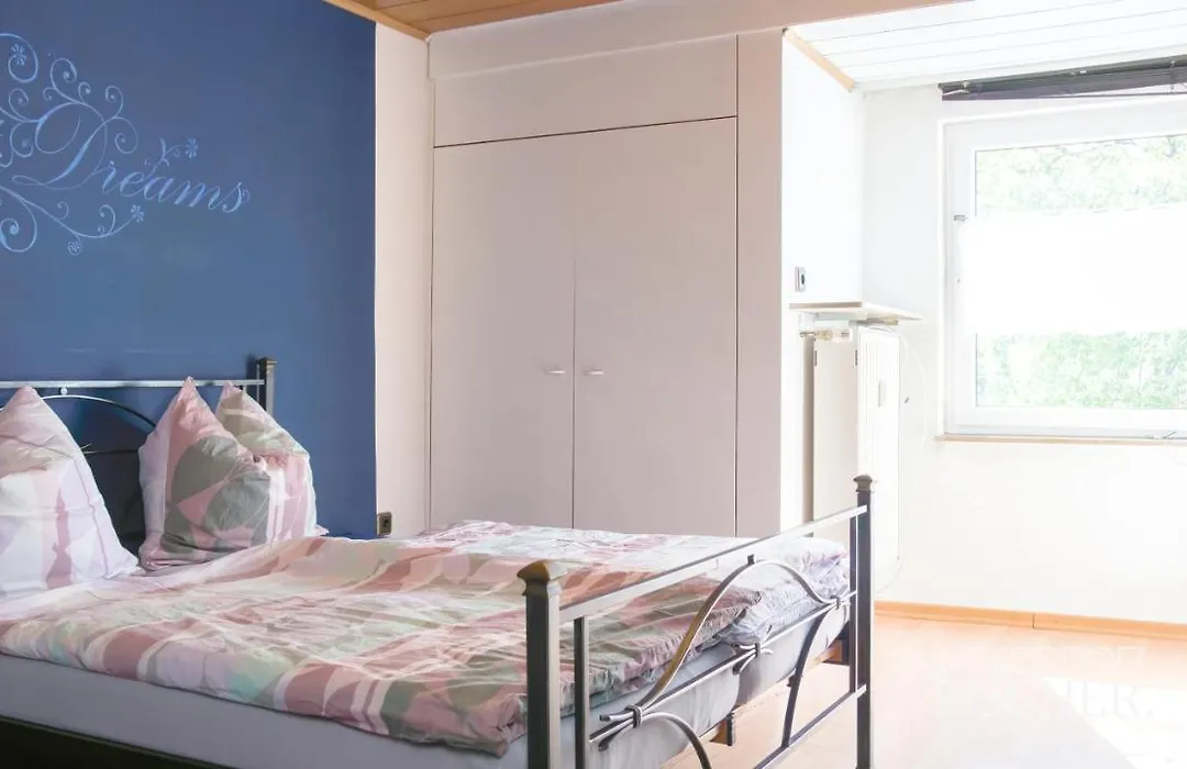 Doppelzimmer im Zentrum von Moers-1