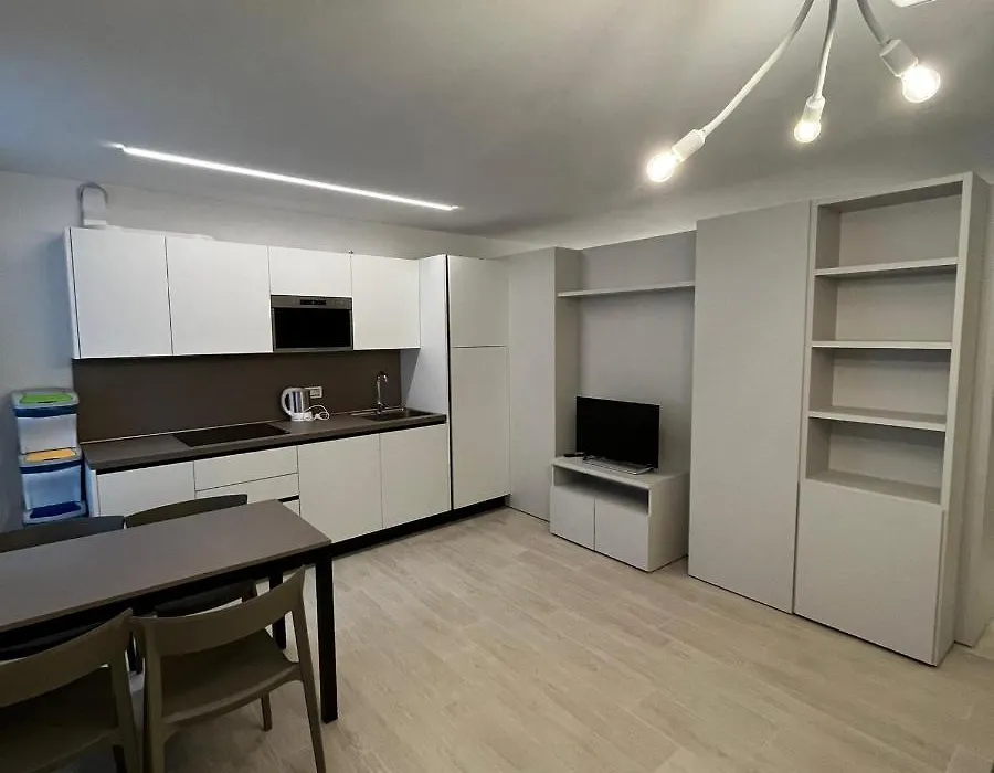 Smart Apartments Palazzo Mazzini-1
