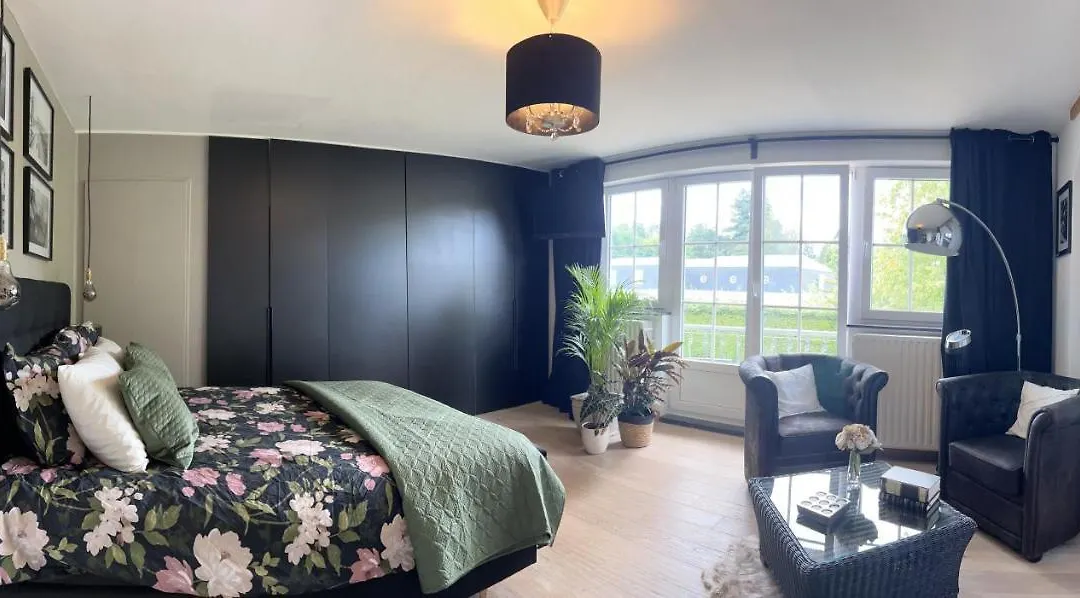 Bed&Bokes aan de Maaskant-1