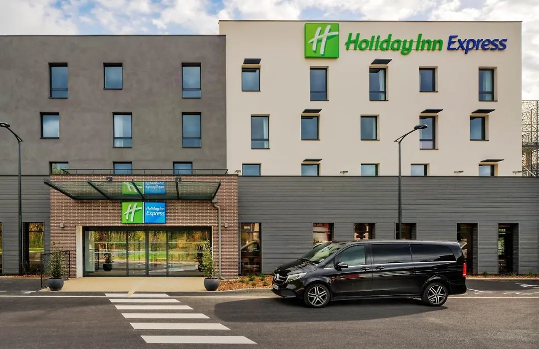 Holiday Inn Express - Marne-la-Valle Val d Europe, an IHG Hotel-1