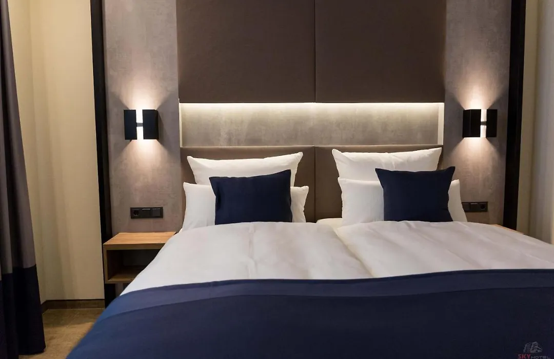 SKY Hotel Cloppenburg-1