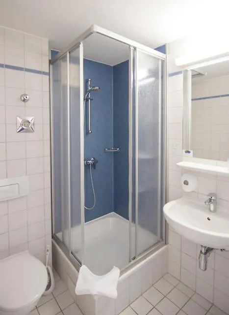 Sleep & Go Hotel Magdeburg-1