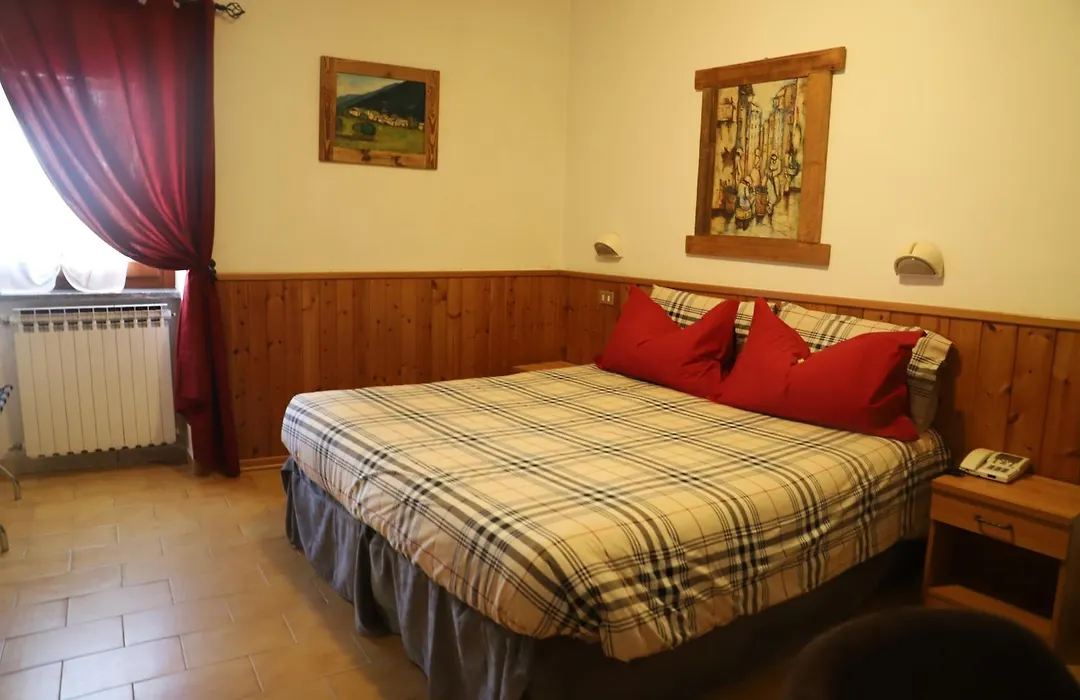Hotel Bucaneve-1