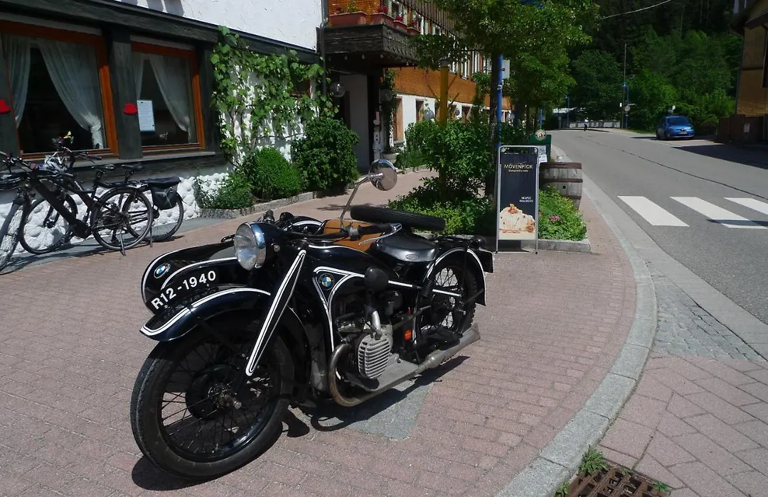 Hotel Hirsch mit Café Klösterle-1