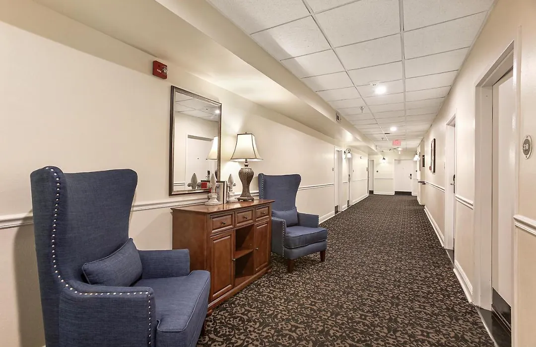 St Charles Inn, Superior Hotel-1