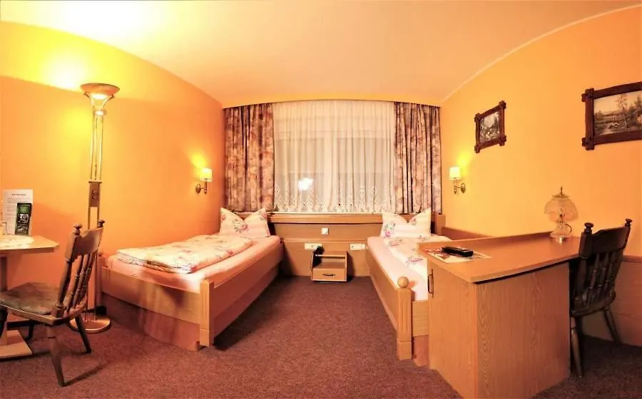 Hotel Garden-1