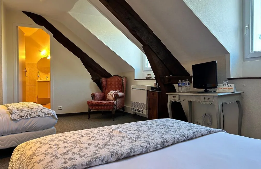Logis Hôtel Teyssier-1