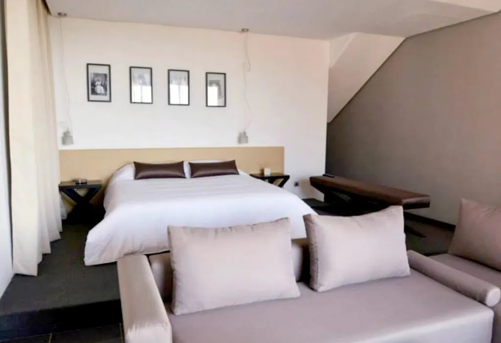 Hotel Des Arts Resort & Spa-1