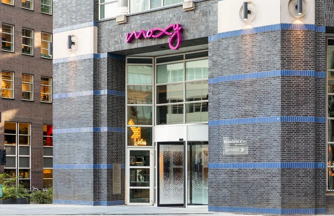 Moxy The Hague-1