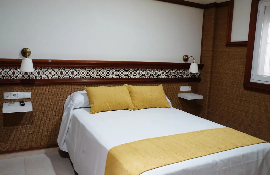 Hostal La Conileña-1