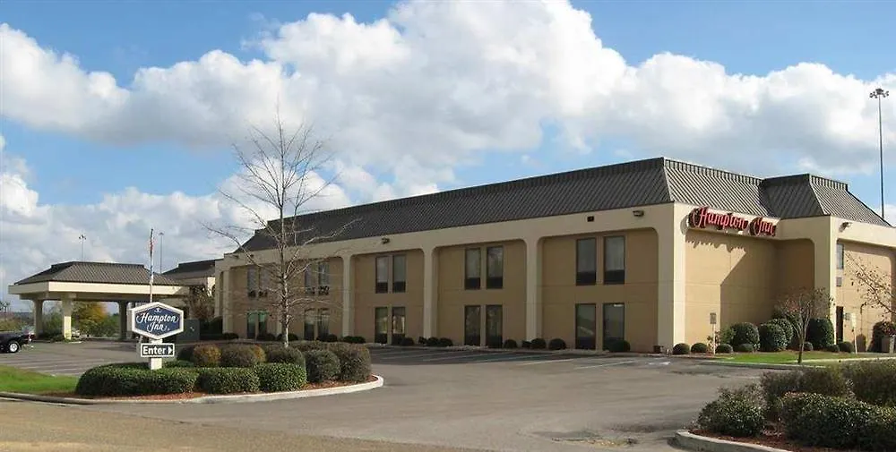 Red Lion Inn & Suites Hattiesburg-1