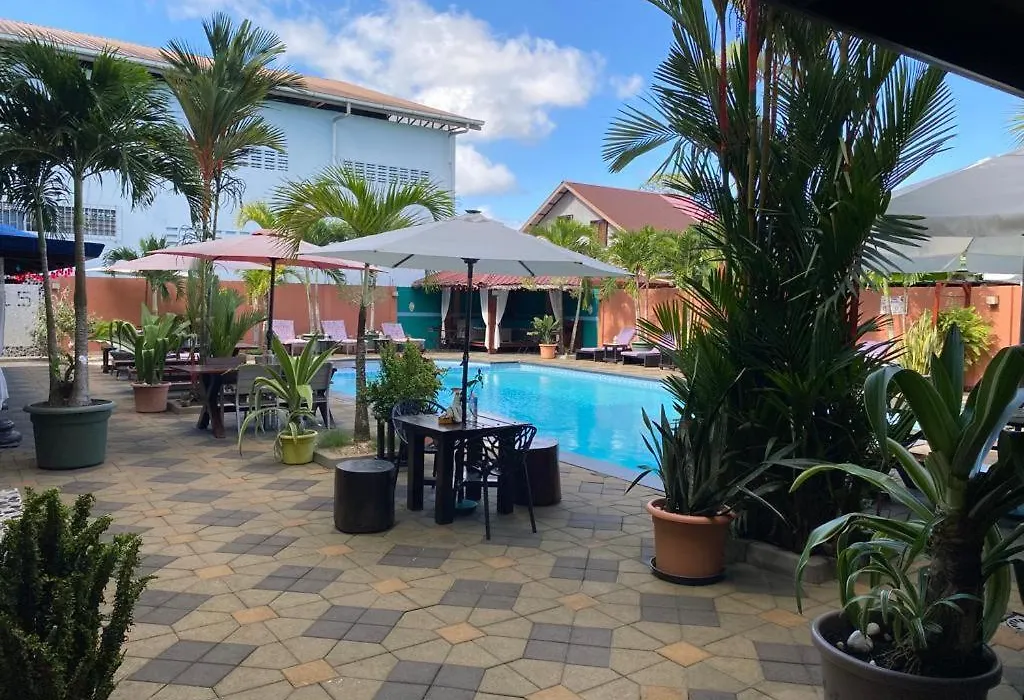 Hotel Babylon-1