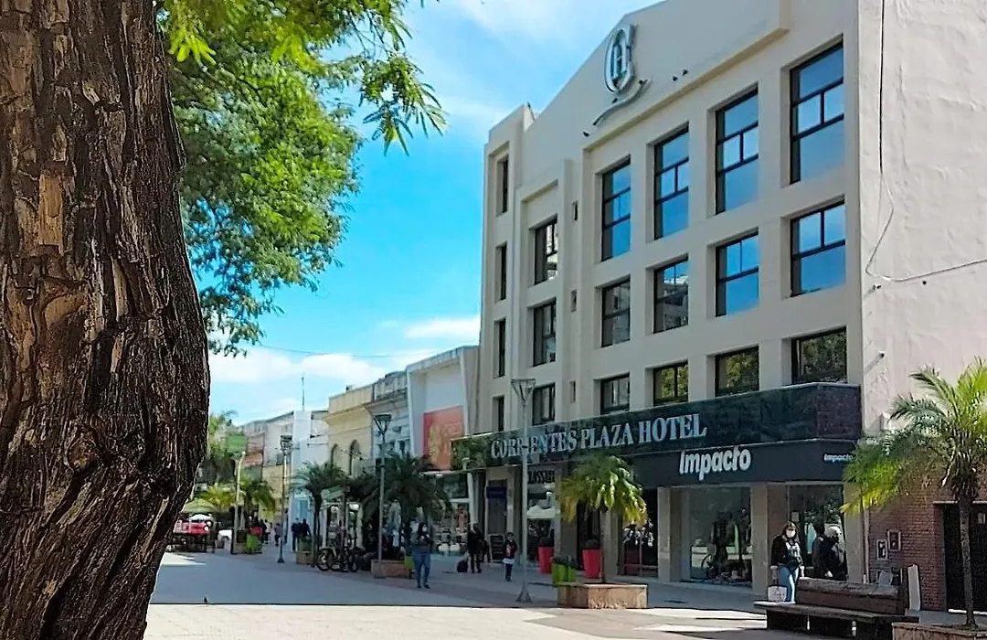 Corrientes Plaza Hotel-1